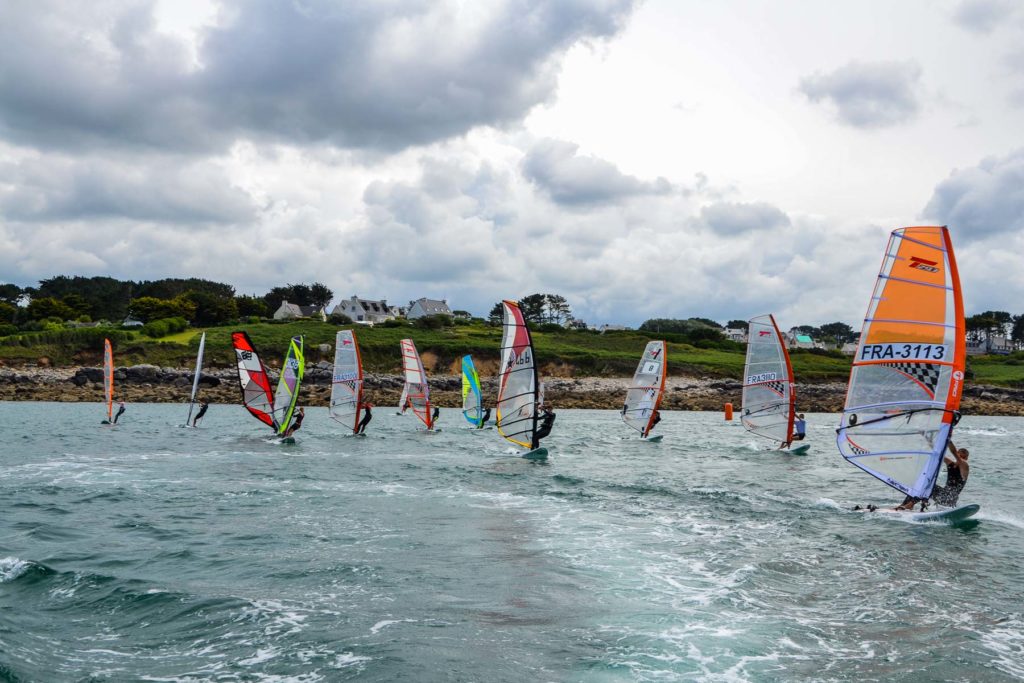 lanche à voile intermédiaire Club Nautique de Plouguerneau